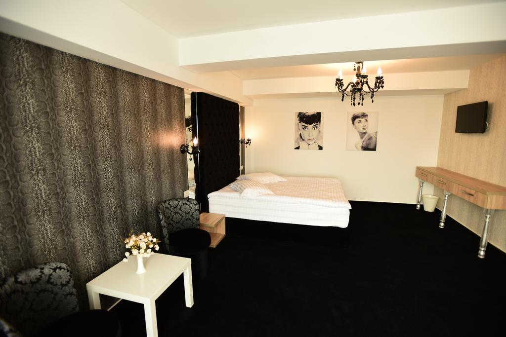 La Rocca Boutique Hotel Craiova Exteriér fotografie