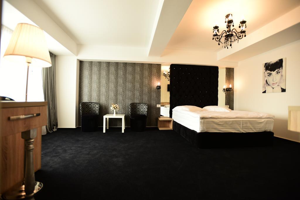 La Rocca Boutique Hotel Craiova Exteriér fotografie