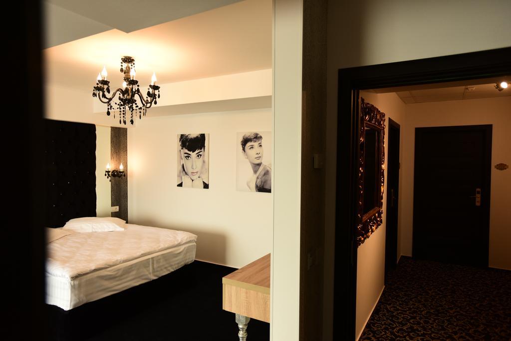 La Rocca Boutique Hotel Craiova Exteriér fotografie